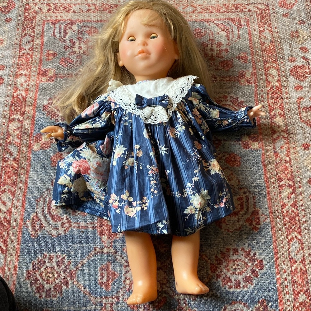 Corolle Doll Blonde Hair Blue Sleepy Eyes 17 Inch Poupee 1994